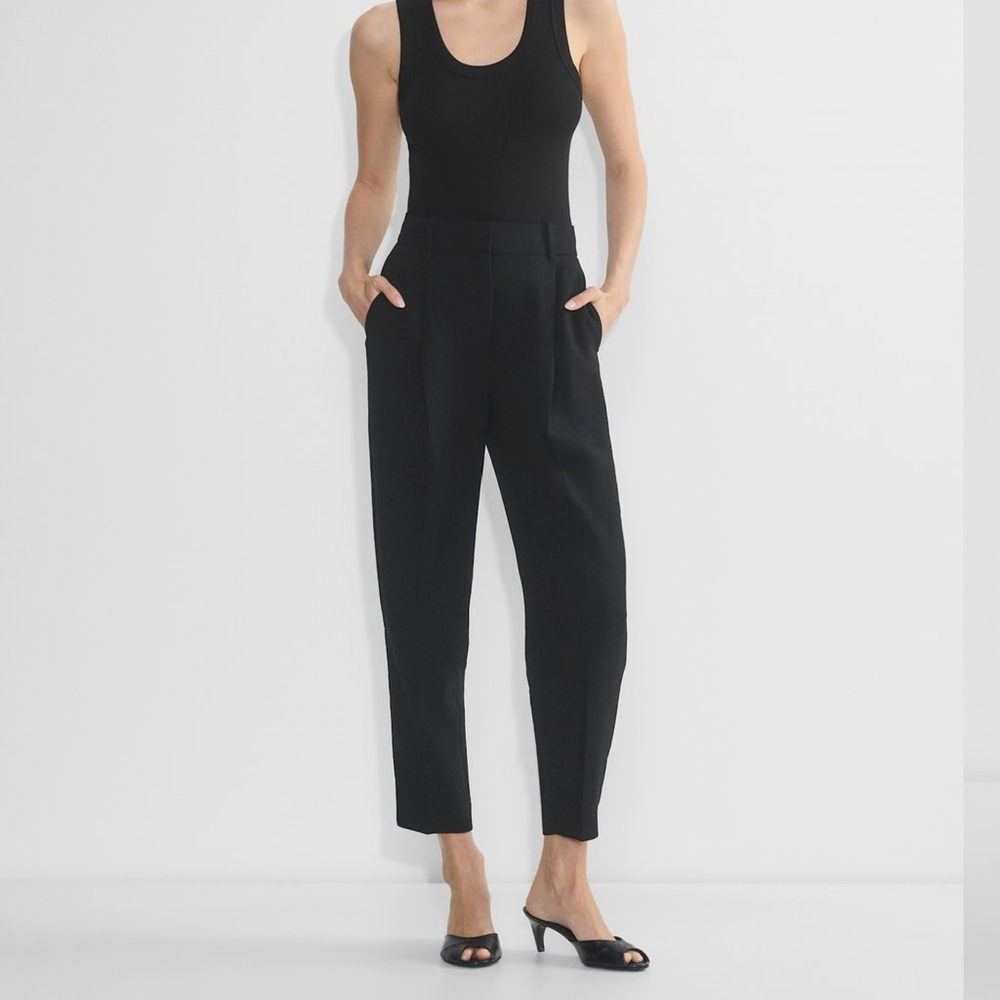 Aritzia Clover Carrot Pant